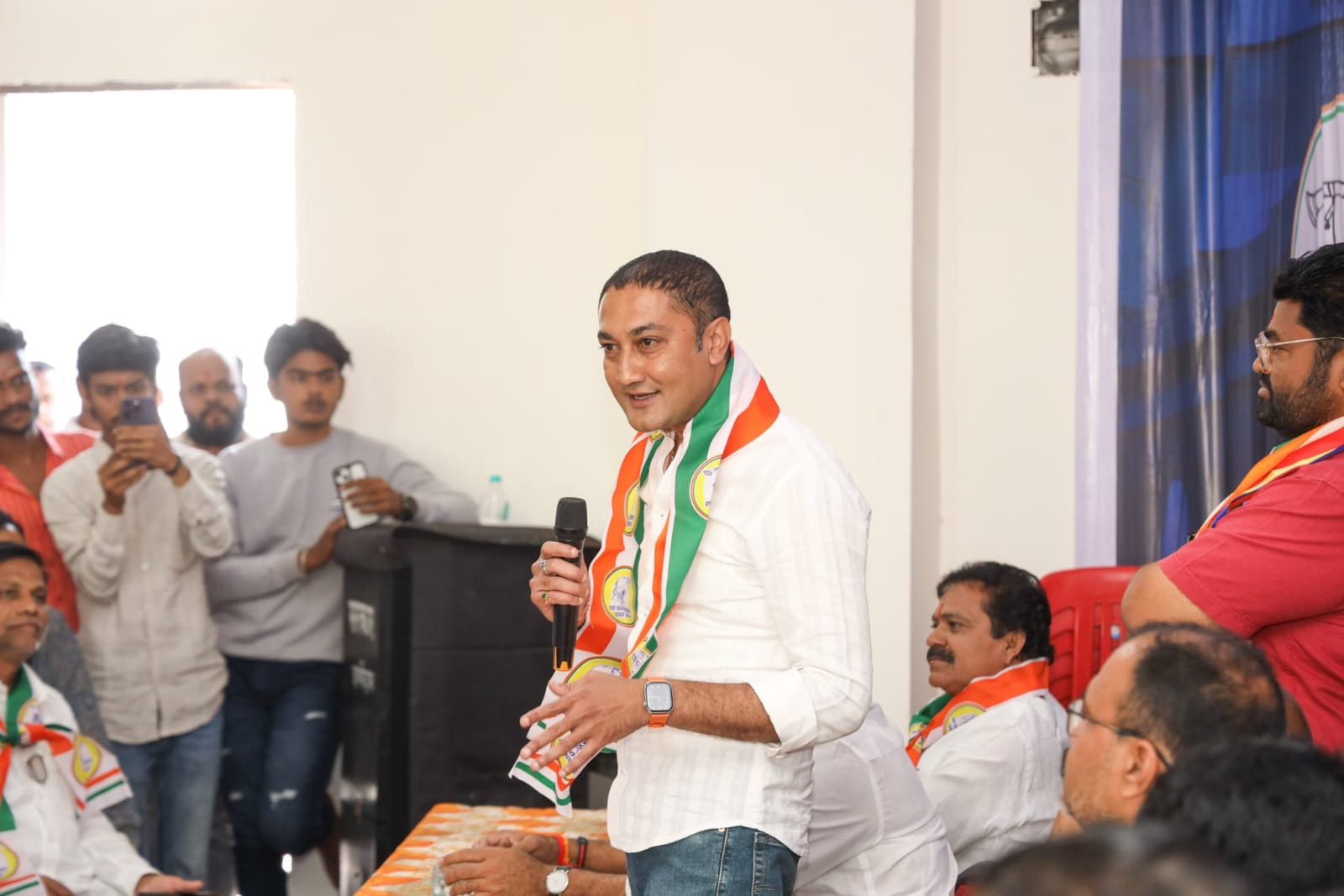 विधानसभा निवडणुकीत मदत केलेल्यांना नगर पालिकेत संधी -आ क्षीरसागर!